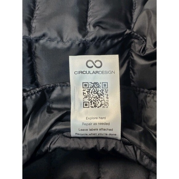 New The North Face Men’s Black Vest QUILTED Puffer Circular Design Men's Sz 2XL - Picture 9 of 10